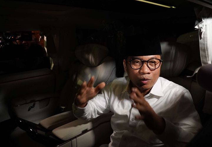 Pelantikan Yandri Susanto sebagai Menteri Desa dan Pembangunan Daerah Tertinggal dalam Kabinet Merah Putih