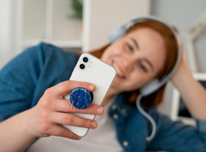 Pop socket
