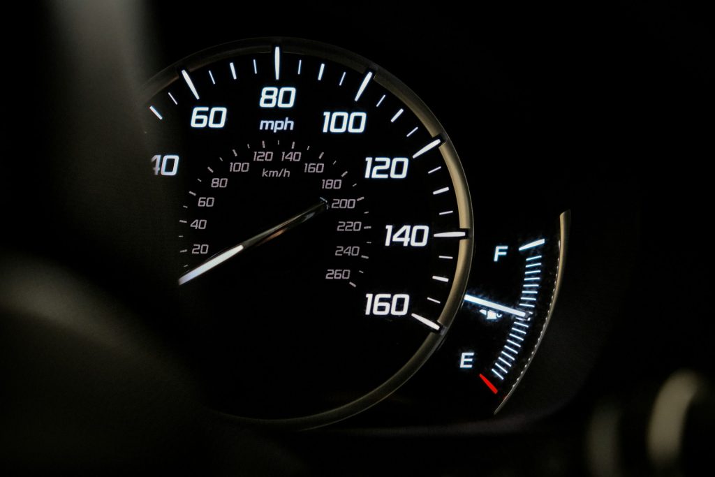 kecepatan maksimal motor
