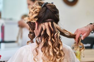Memasang hair extension